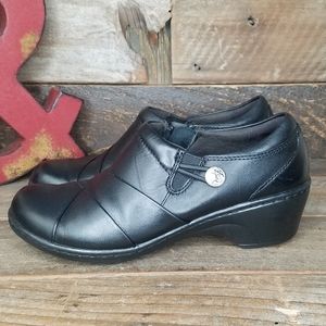 lightweight black leather shoes